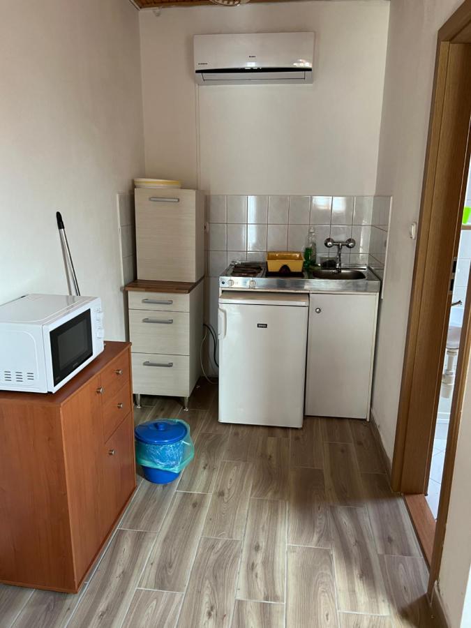 기에네스디아스 Csikos Apartman 아파트 외부 사진