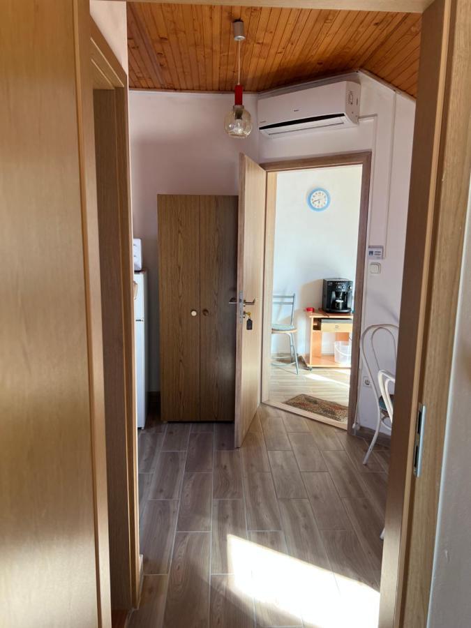 Csikos Apartman 기에네스디아스 외부 사진